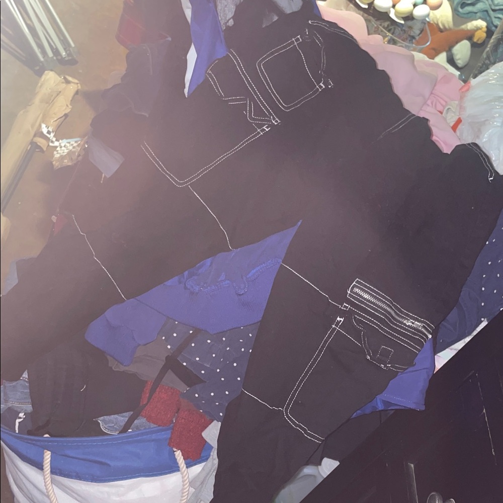 Hot Topic Black High-Rise Jeans with White Contrast Stitching